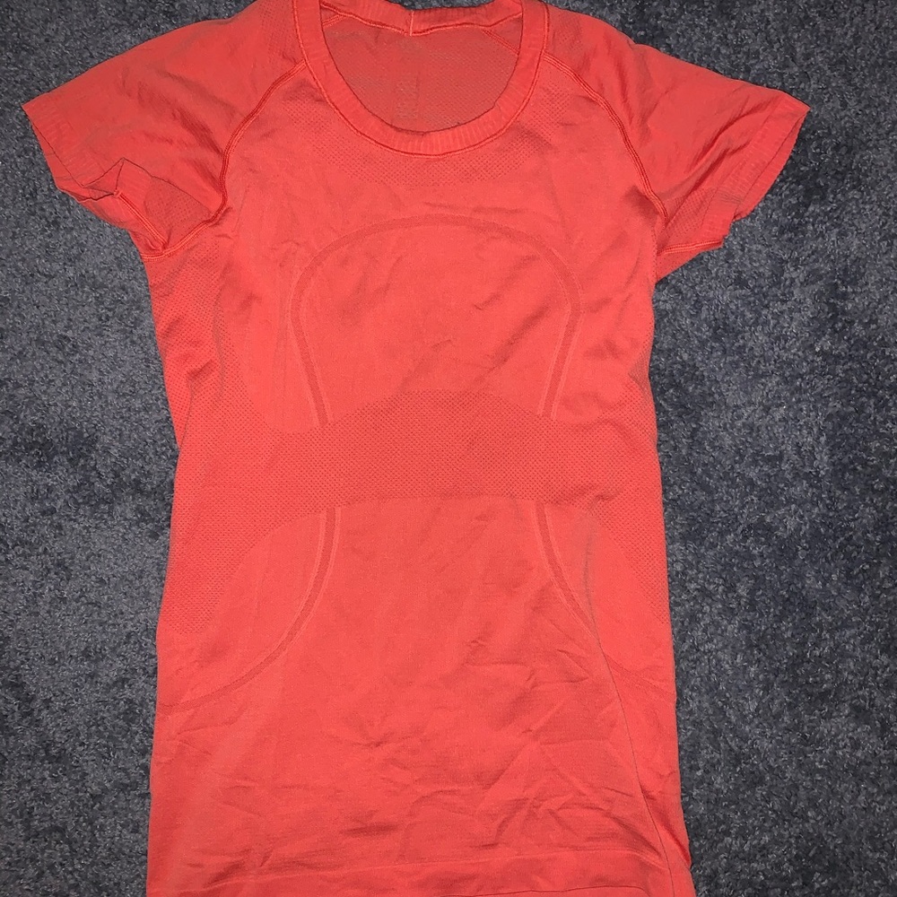 lululemon peach t shirts